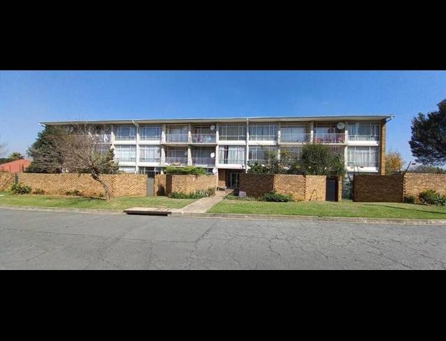 2 BEDROOM APARTMENT FOR SALE IN MARLANDS